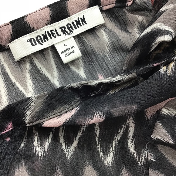 Daniel Rainn Large - Picture 3 of 5